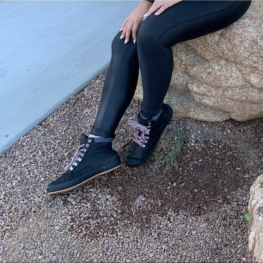 Keds boots!! Size 9 scout